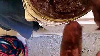 Pula acoperită cu ciocolată