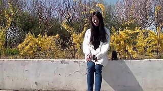 Cina perempuan dominasi-peralatan ghairah kaki