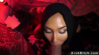 Arabische babe masturberend afgan hoerenhuizen bestaan!